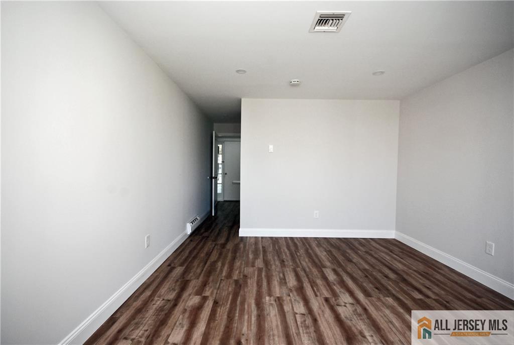 187 Newport Road Monroe NJ 08831