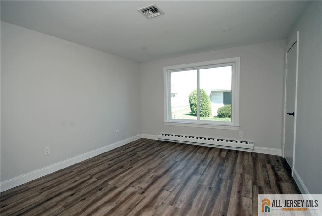 187 Newport Road Monroe NJ 08831