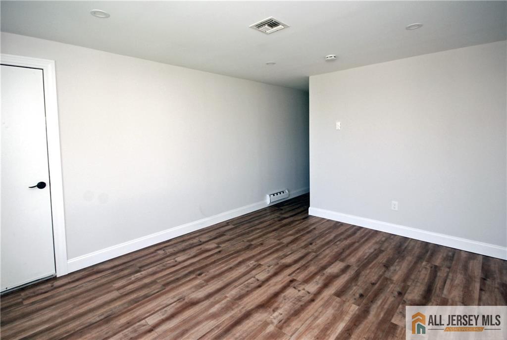 187 Newport Road Monroe NJ 08831