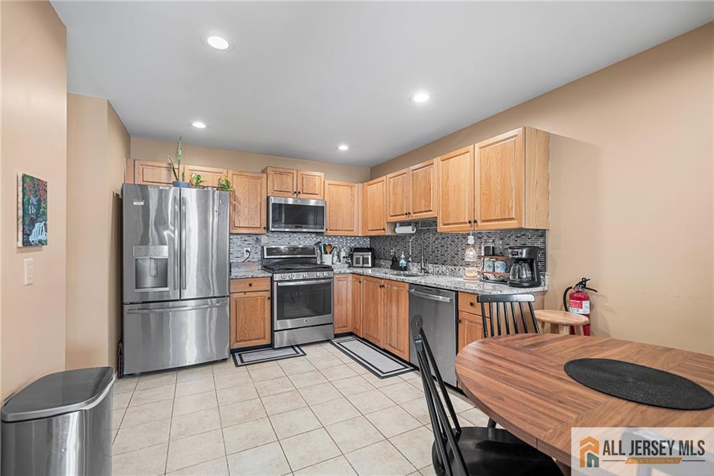 364 Bowler Court Piscataway NJ 08854