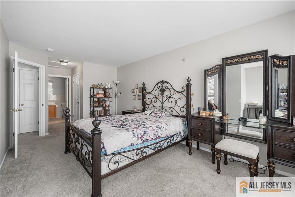 364 Bowler Court Piscataway NJ 08854