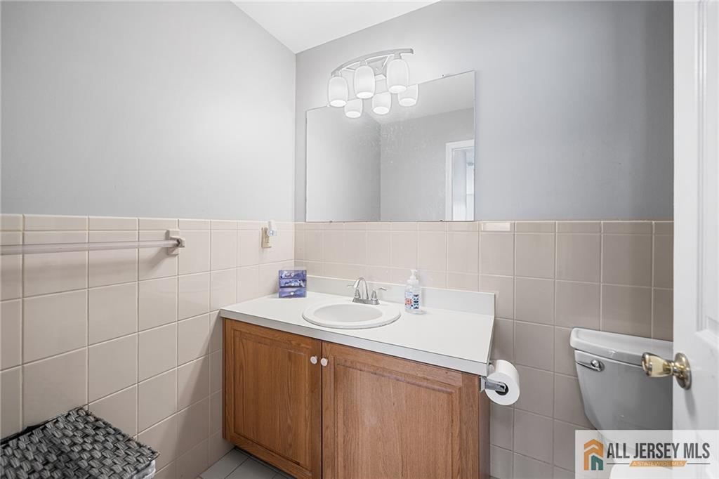 364 Bowler Court Piscataway NJ 08854