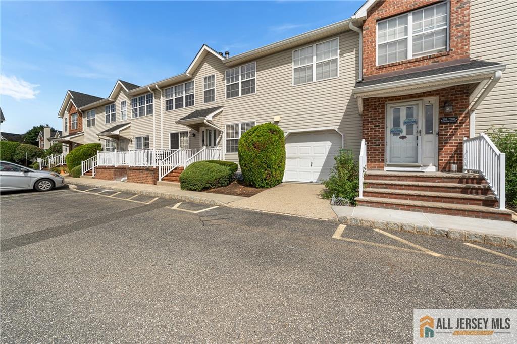 364 Bowler Court Piscataway NJ 08854