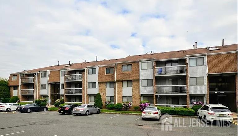 513 Edison Glen Terrace Edison NJ 08837