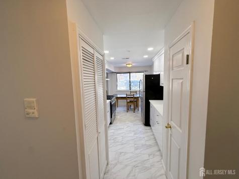 513 Edison Glen Terrace Edison NJ 08837