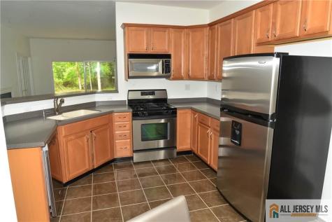2103 Neville Court Franklin NJ 08873