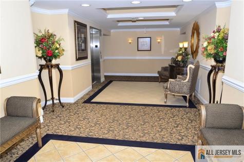2103 Neville Court Franklin NJ 08873