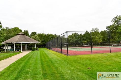 2103 Neville Court Franklin NJ 08873
