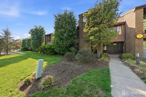 336 Willowbrook Drive North Brunswick NJ 08902