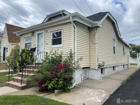 258 Randolph Street Carteret NJ 07008