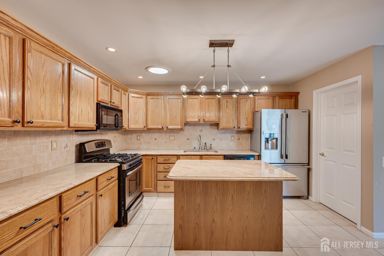 280 Mockingbird Drive Monroe NJ 08831