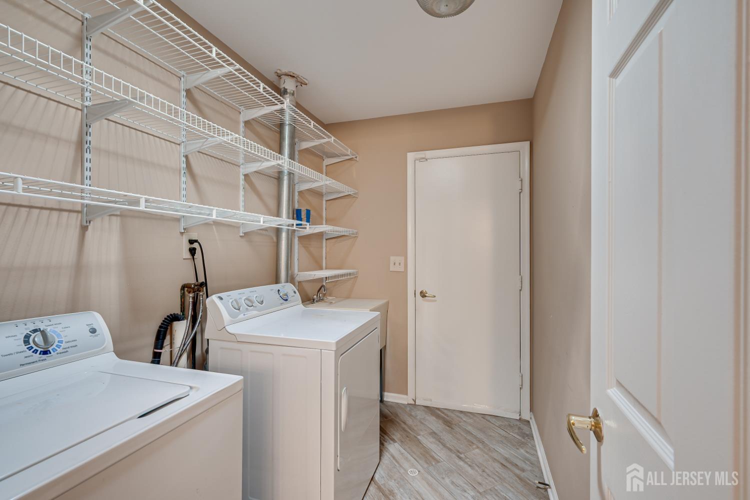 280 Mockingbird Drive Monroe NJ 08831