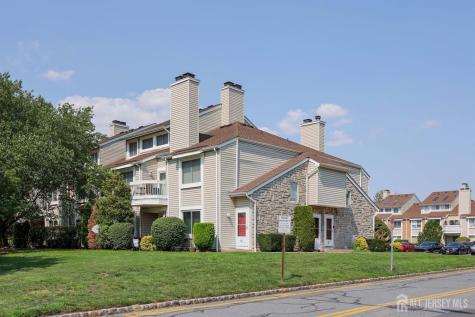 90 Farnham Square Sayreville NJ 08859