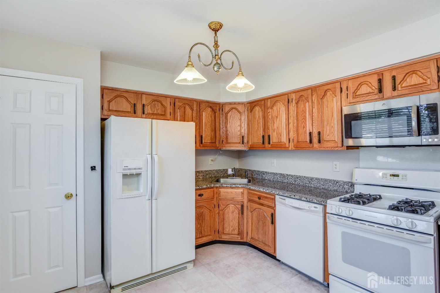 3 Rutland Lane Monroe NJ 08831