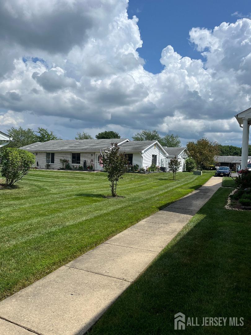 547 Cornus Plaza Monroe NJ 08831