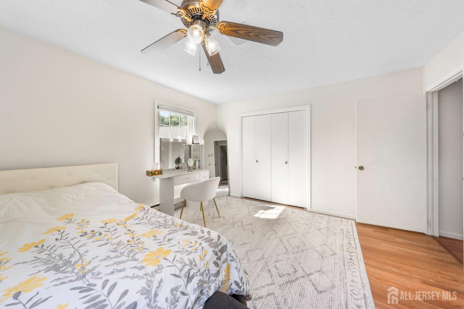 406 Oxford Lane Monroe NJ 08831