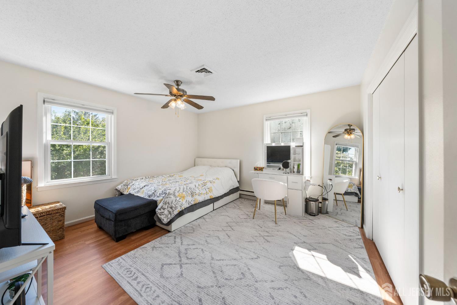 406 Oxford Lane Monroe NJ 08831
