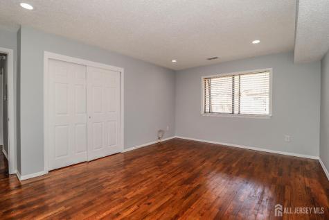 312 Edison Glen Terrace Edison NJ 08837