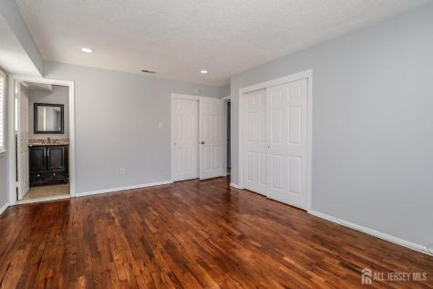 312 Edison Glen Terrace Edison NJ 08837