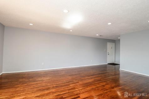 312 Edison Glen Terrace Edison NJ 08837