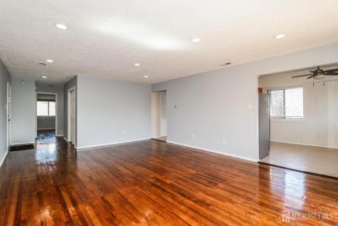 312 Edison Glen Terrace Edison NJ 08837