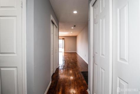 312 Edison Glen Terrace Edison NJ 08837