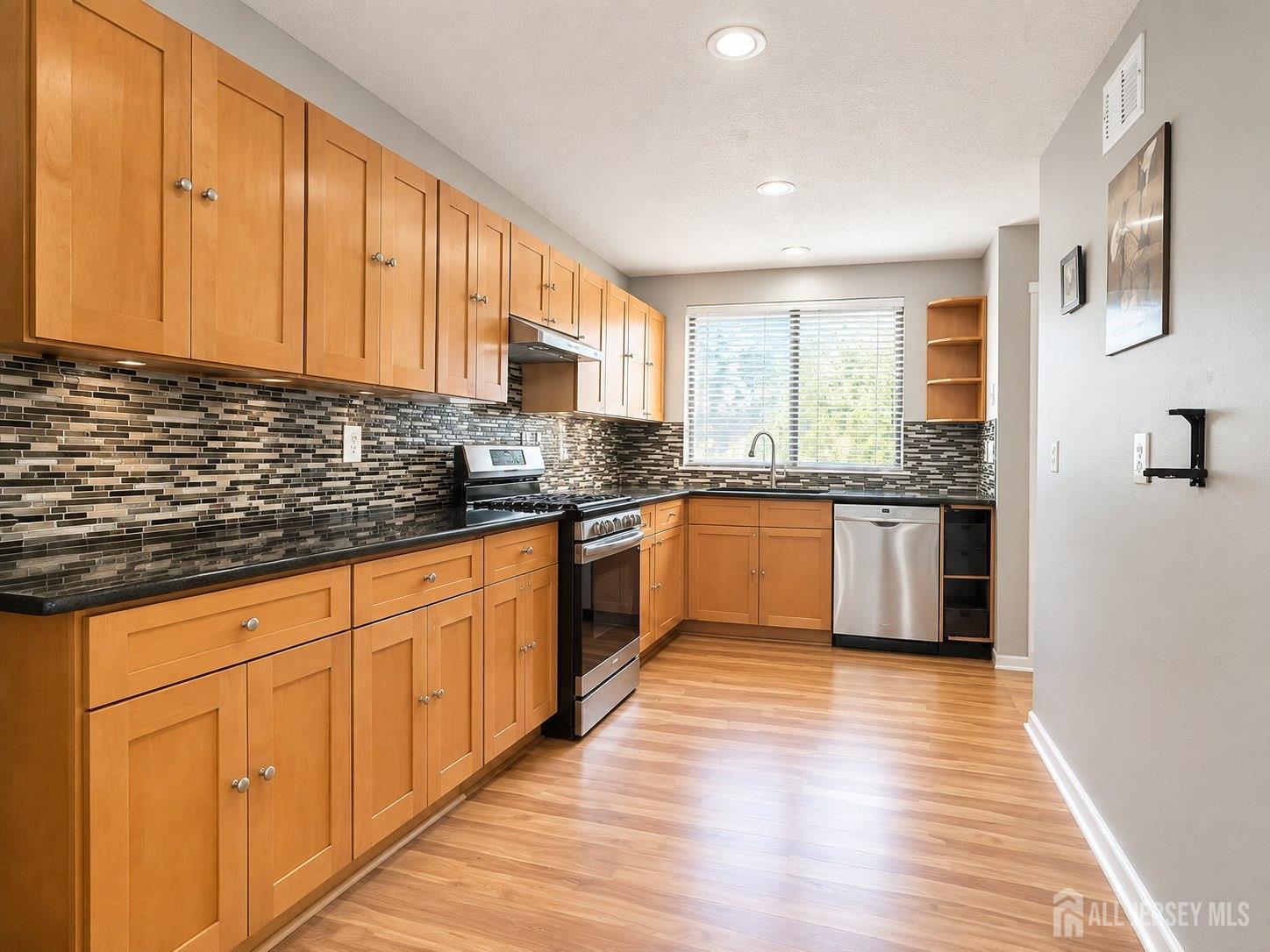251 Sayre Drive Plainsboro NJ 08540