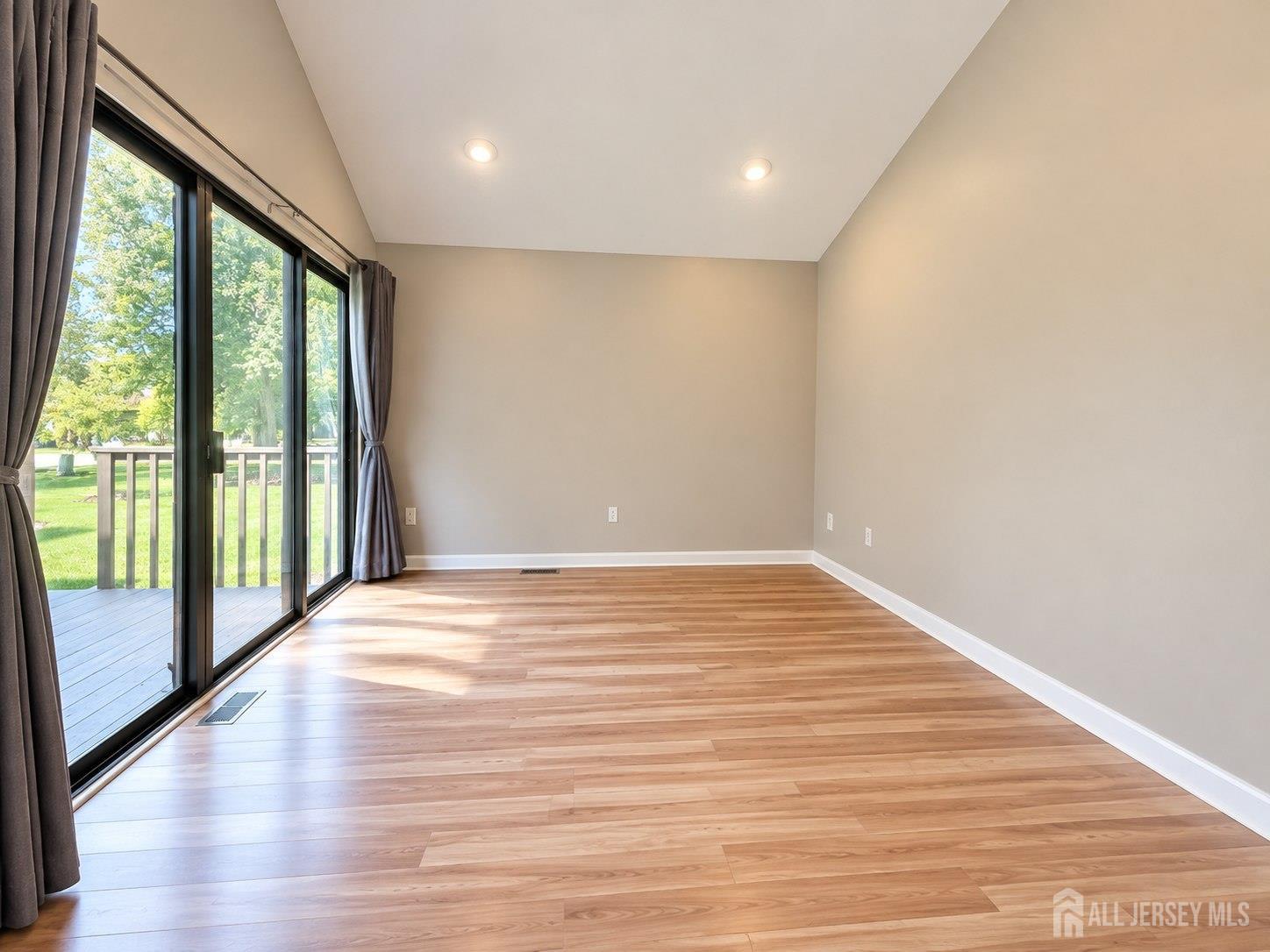 251 Sayre Drive Plainsboro NJ 08540
