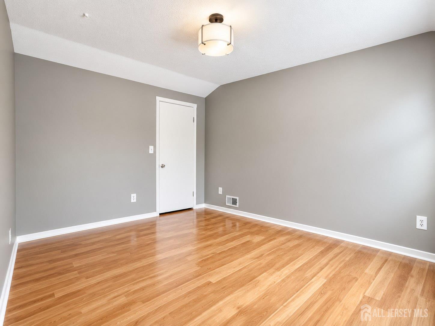 251 Sayre Drive Plainsboro NJ 08540