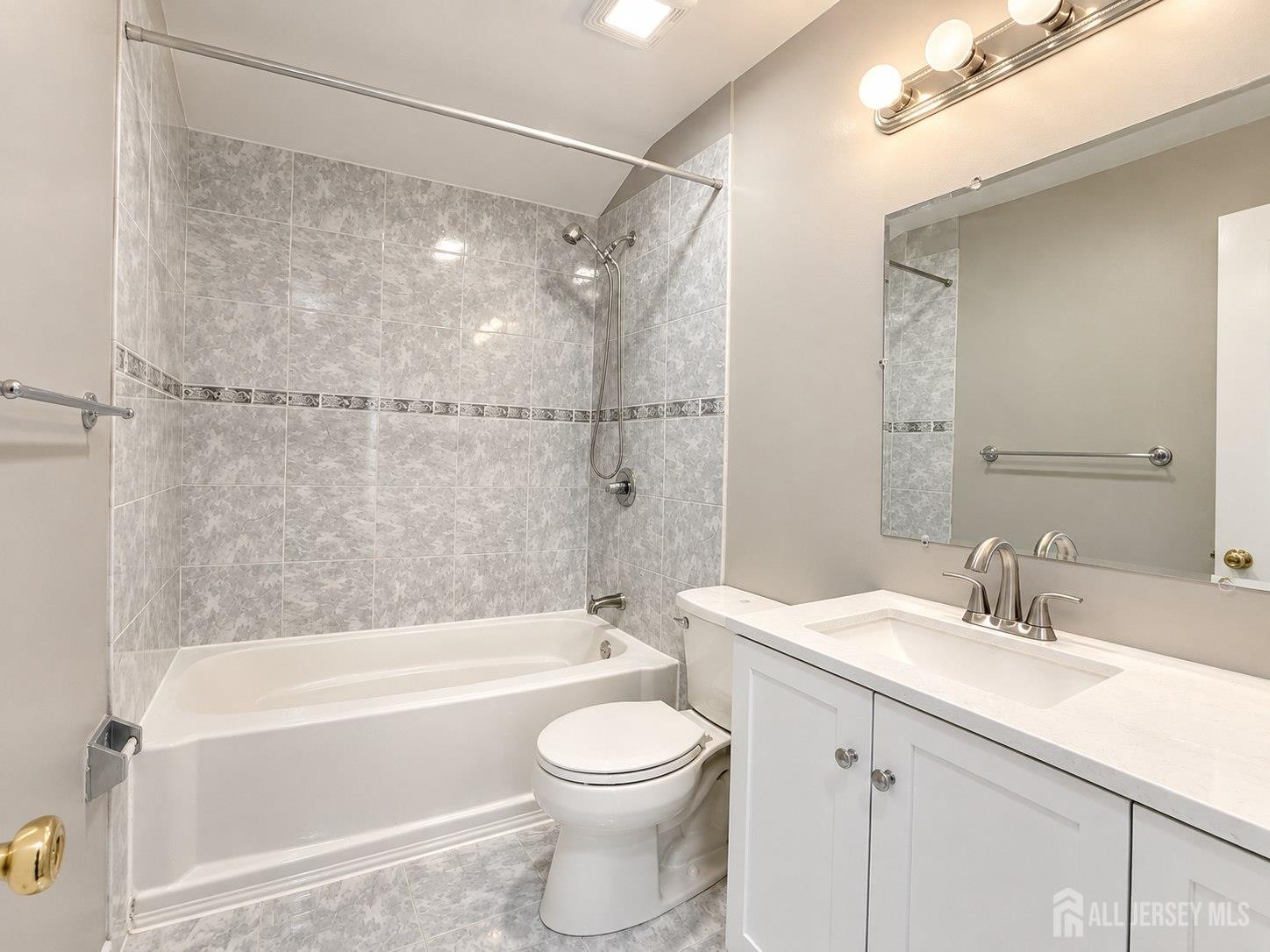 251 Sayre Drive Plainsboro NJ 08540