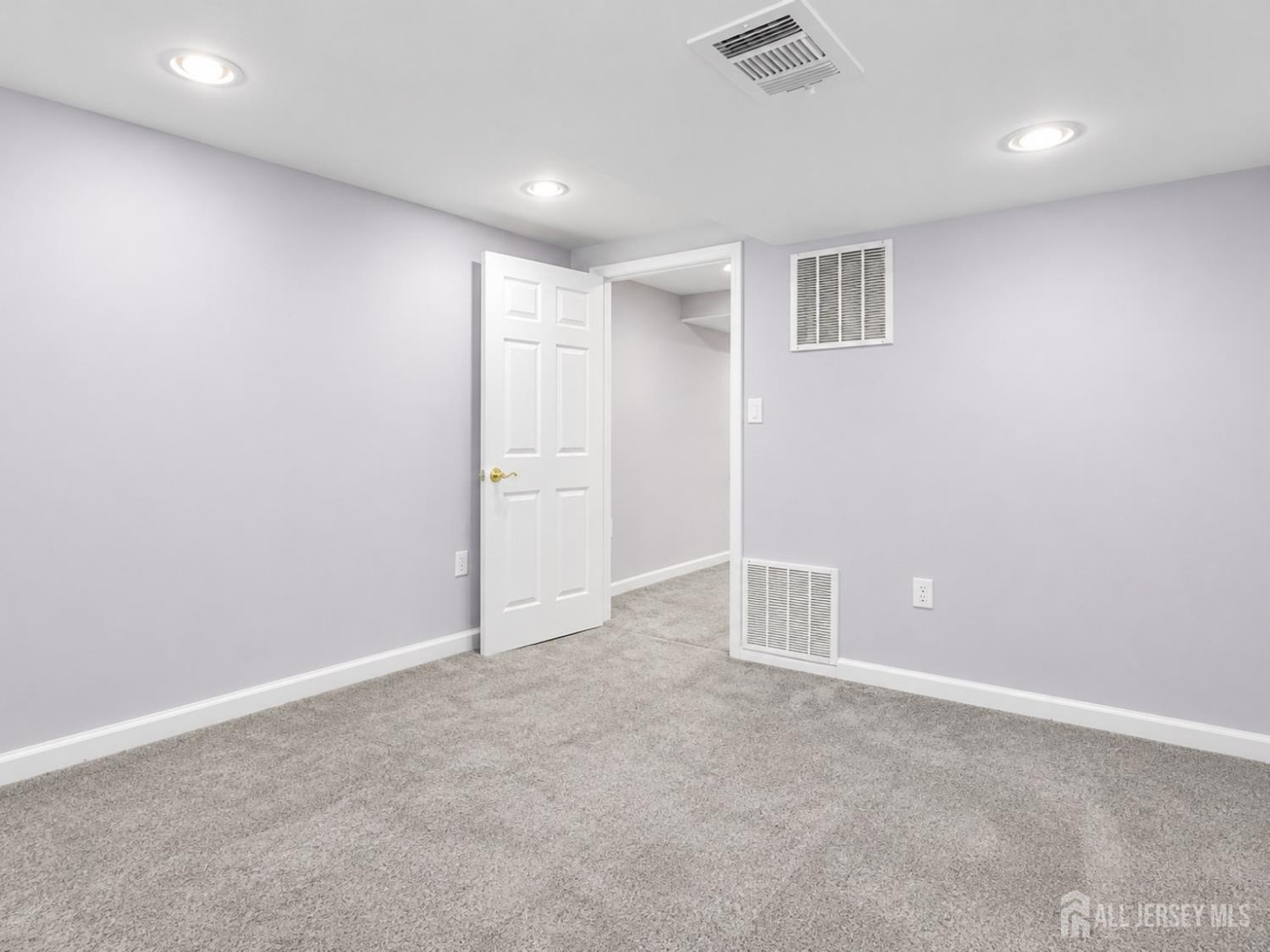 251 Sayre Drive Plainsboro NJ 08540