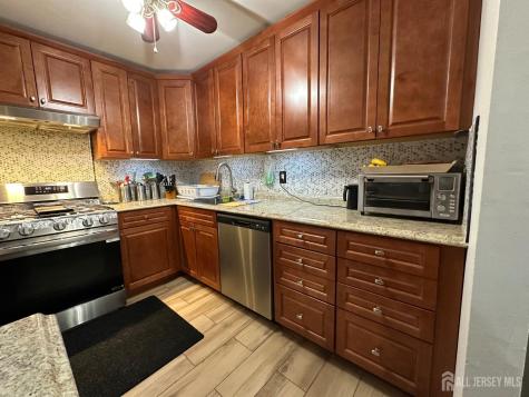 509 Cricket Lane Woodbridge Proper NJ 07095