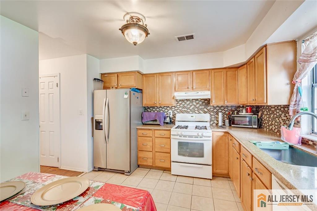 2704 Cricket Circle Edison NJ 08820