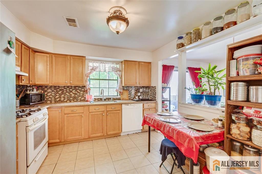 2704 Cricket Circle Edison NJ 08820