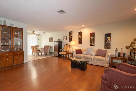 264-B Crosse Drive Monroe NJ 08831