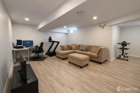 70 Sayre Drive Plainsboro NJ 08540