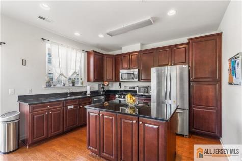 2105 Ethan Lane Highland Park NJ 08904