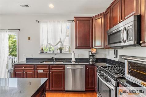 2105 Ethan Lane Highland Park NJ 08904