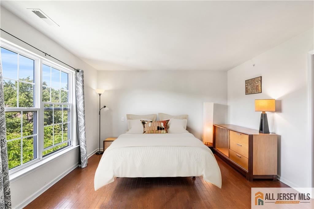 2105 Ethan Lane Highland Park NJ 08904