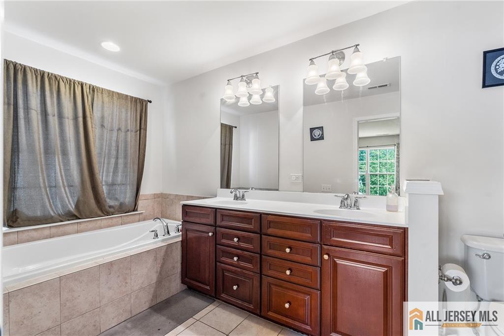 2105 Ethan Lane Highland Park NJ 08904