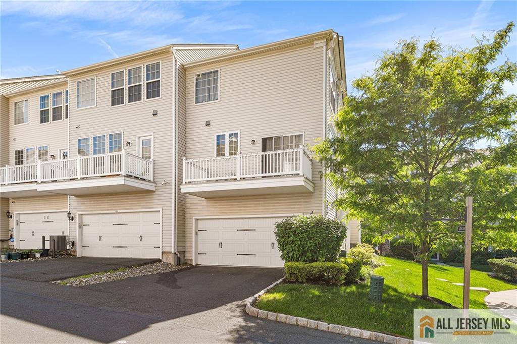 2105 Ethan Lane Highland Park NJ 08904