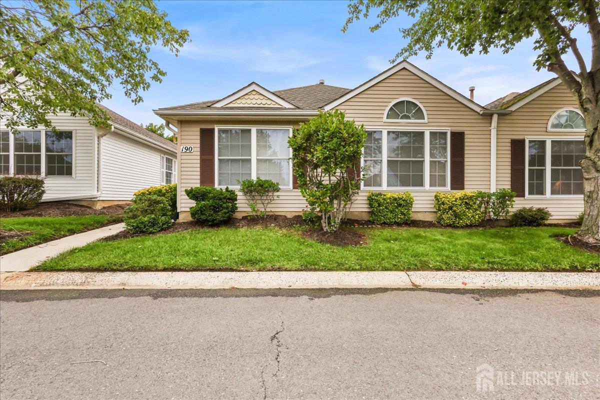190 Tanager Drive Monroe NJ 08831