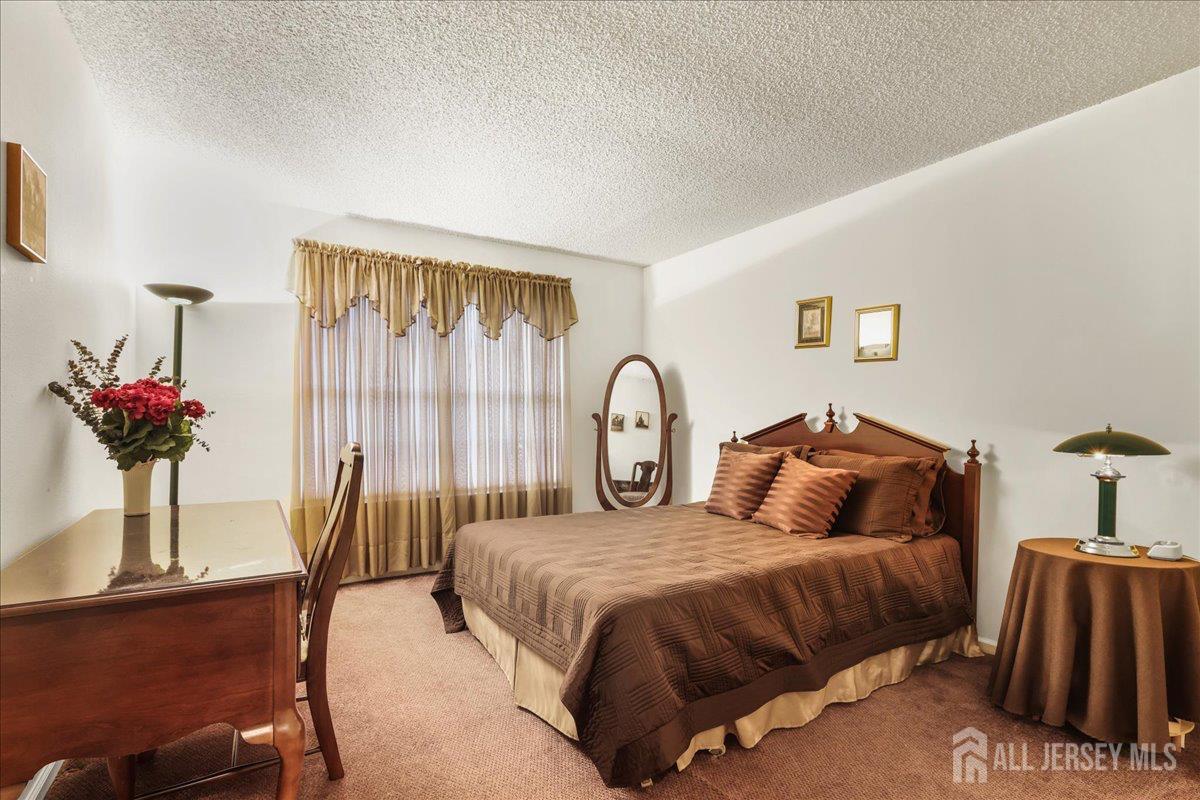 190 Tanager Drive Monroe NJ 08831