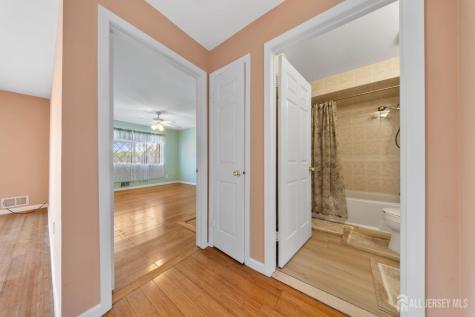 1190 W St Georges Avenue Linden NJ 07736