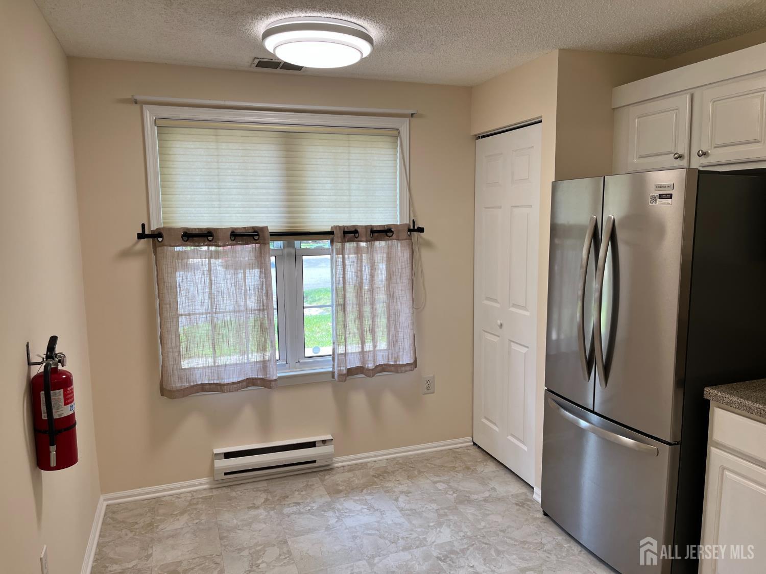 142 Wycoff Way W East Brunswick NJ 08816