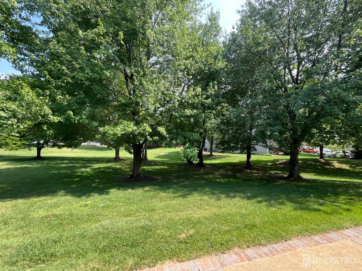 142 Wycoff Way W East Brunswick NJ 08816
