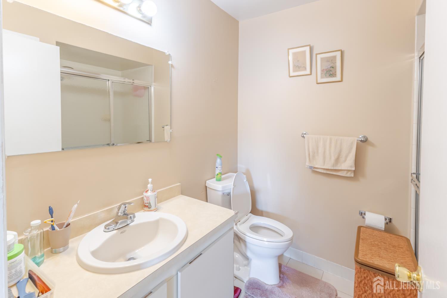 606 Green Hollow Drive Iselin NJ 08830