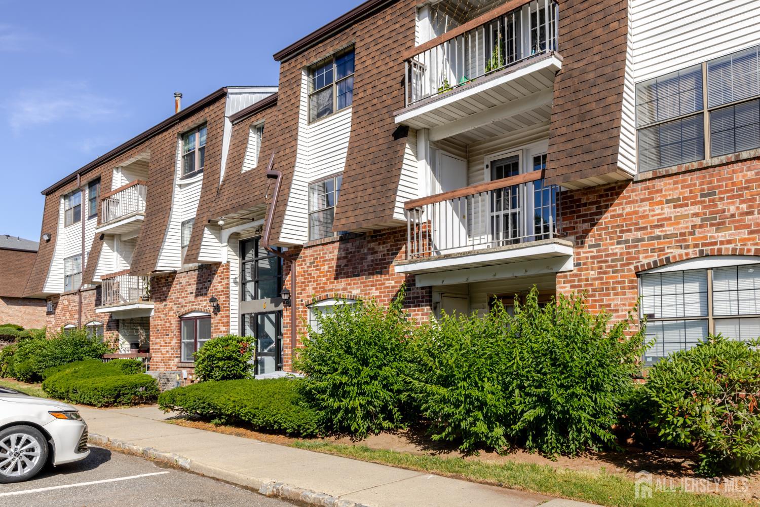 606 Green Hollow Drive Iselin NJ 08830