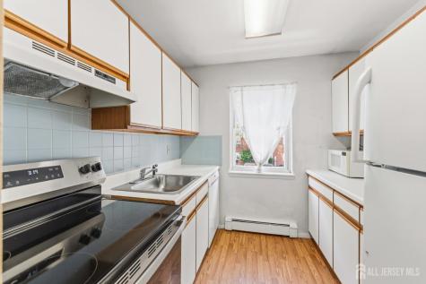 289 Main Street Spotswood NJ 08884