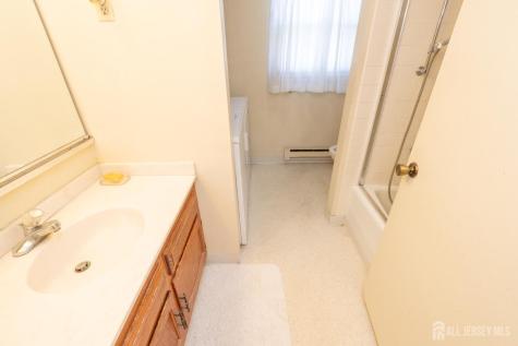 487 Somerset Lane Monroe NJ 08831